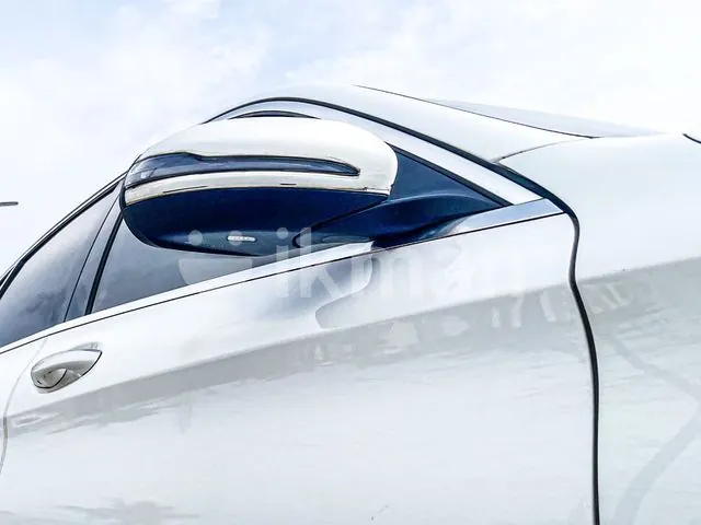 Mercedes-Benz C200 2015 photo 4