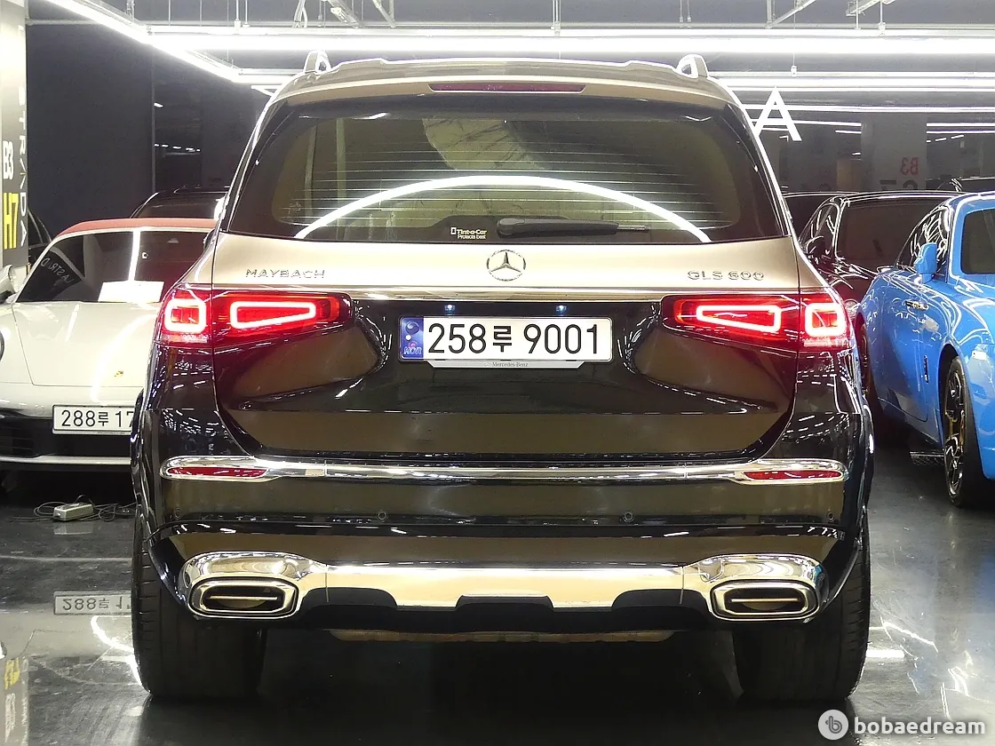Mercedes-Benz Maybach Gls 600 2023 photo 3
