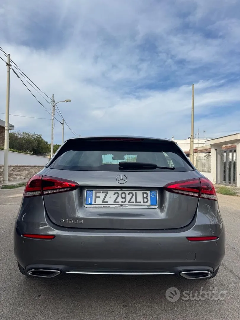 Mercedes-Benz A-Class 2019 photo 3