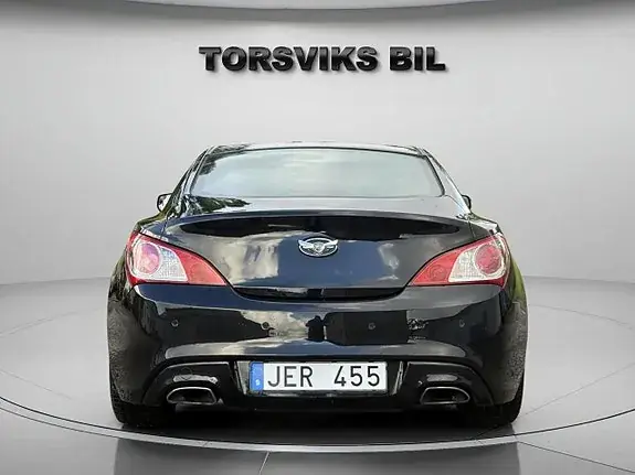 Hyundai Genesis 2011 photo 5
