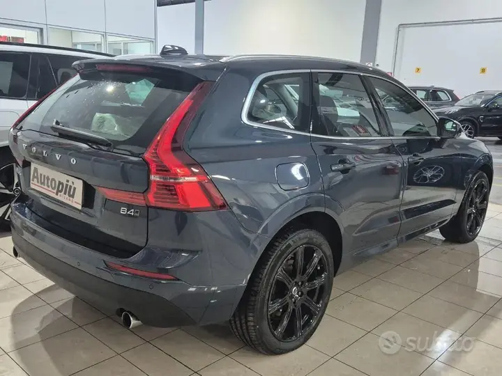Volvo Xc60 2021 photo 2