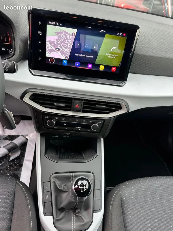 Seat Arona 2023 photo 5