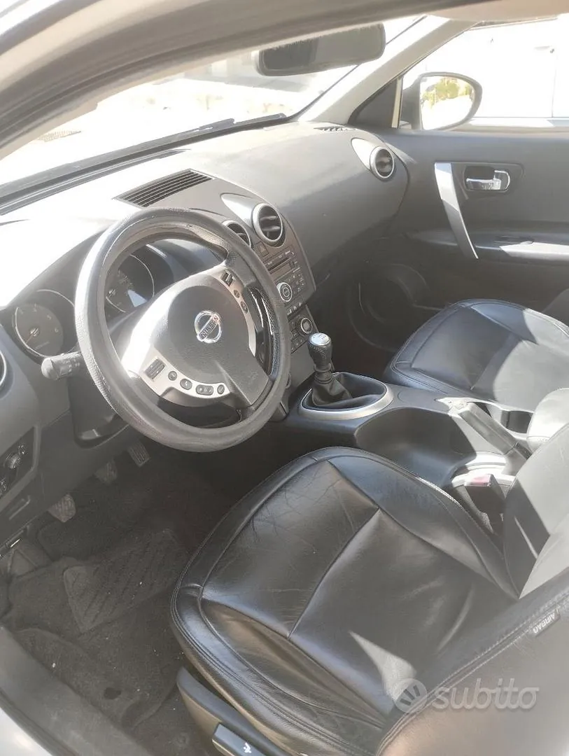 Nissan Qashqai 2010 photo 4