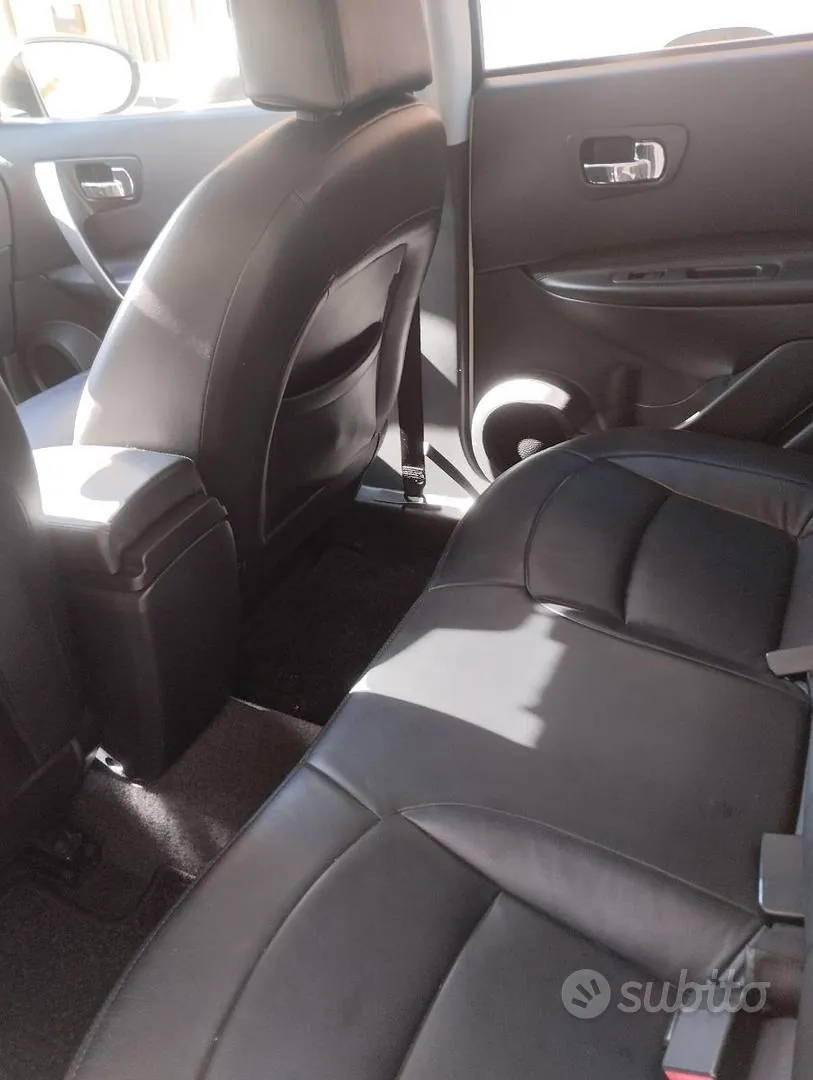 Nissan Qashqai 2010 photo 3