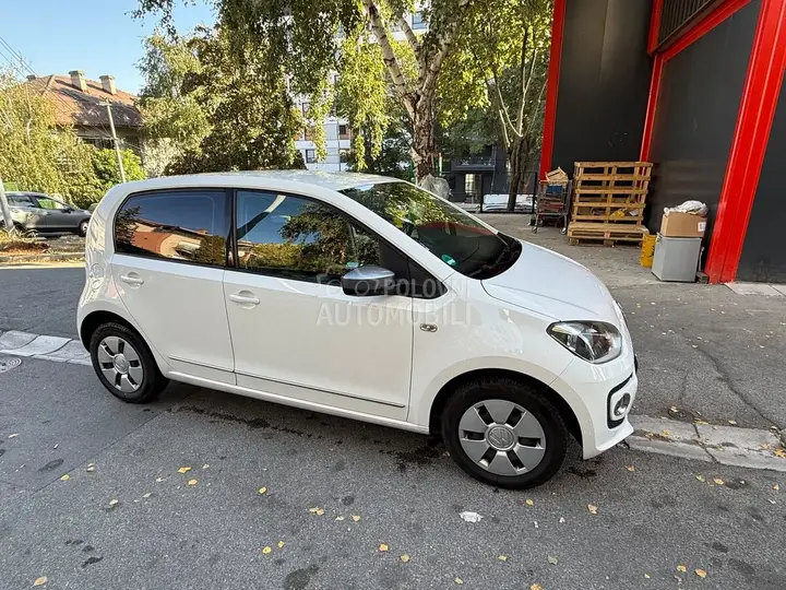 Volkswagen Up