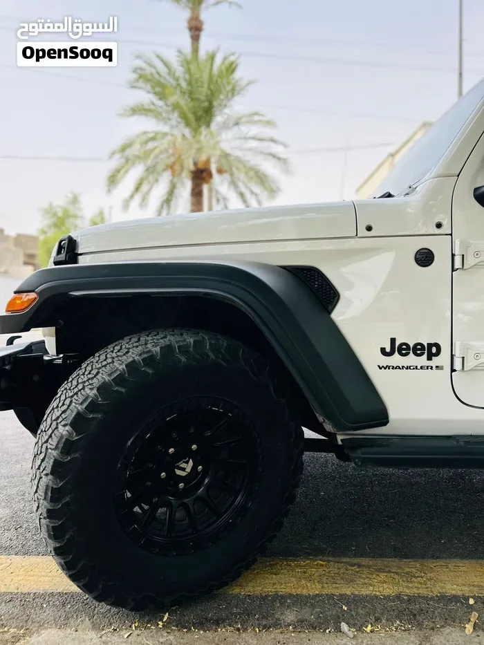 Jeep Wrangler 2023 photo 4