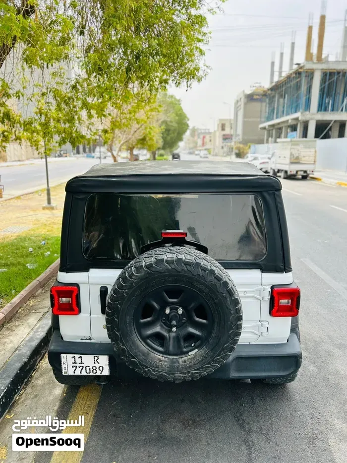 Jeep Wrangler 2023 photo 3