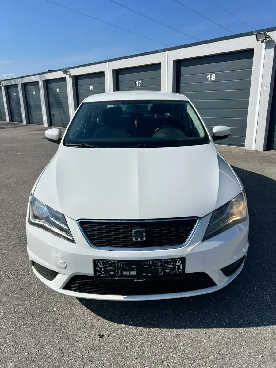Seat Toledo 2013 photo 2