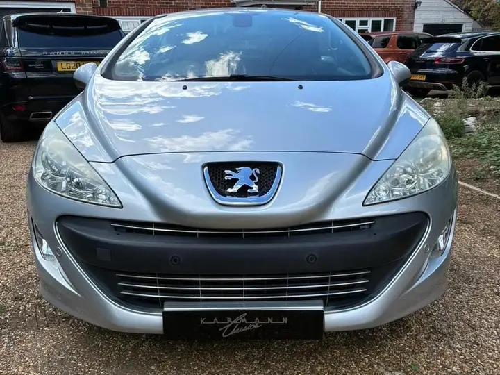 Peugeot 308 2011 photo 4