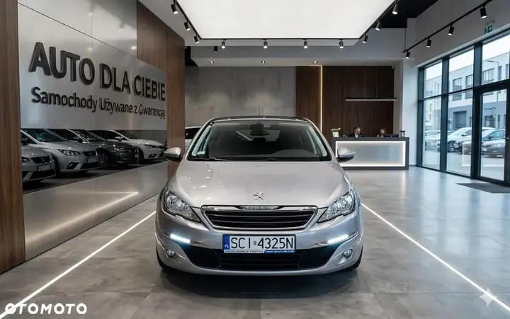 Peugeot 308 2015 photo 2