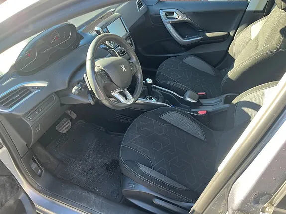 Peugeot 2008 2016 photo 5