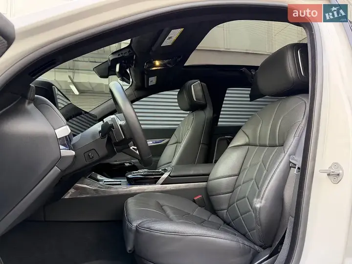 BMW 7 Series 2024 photo 5