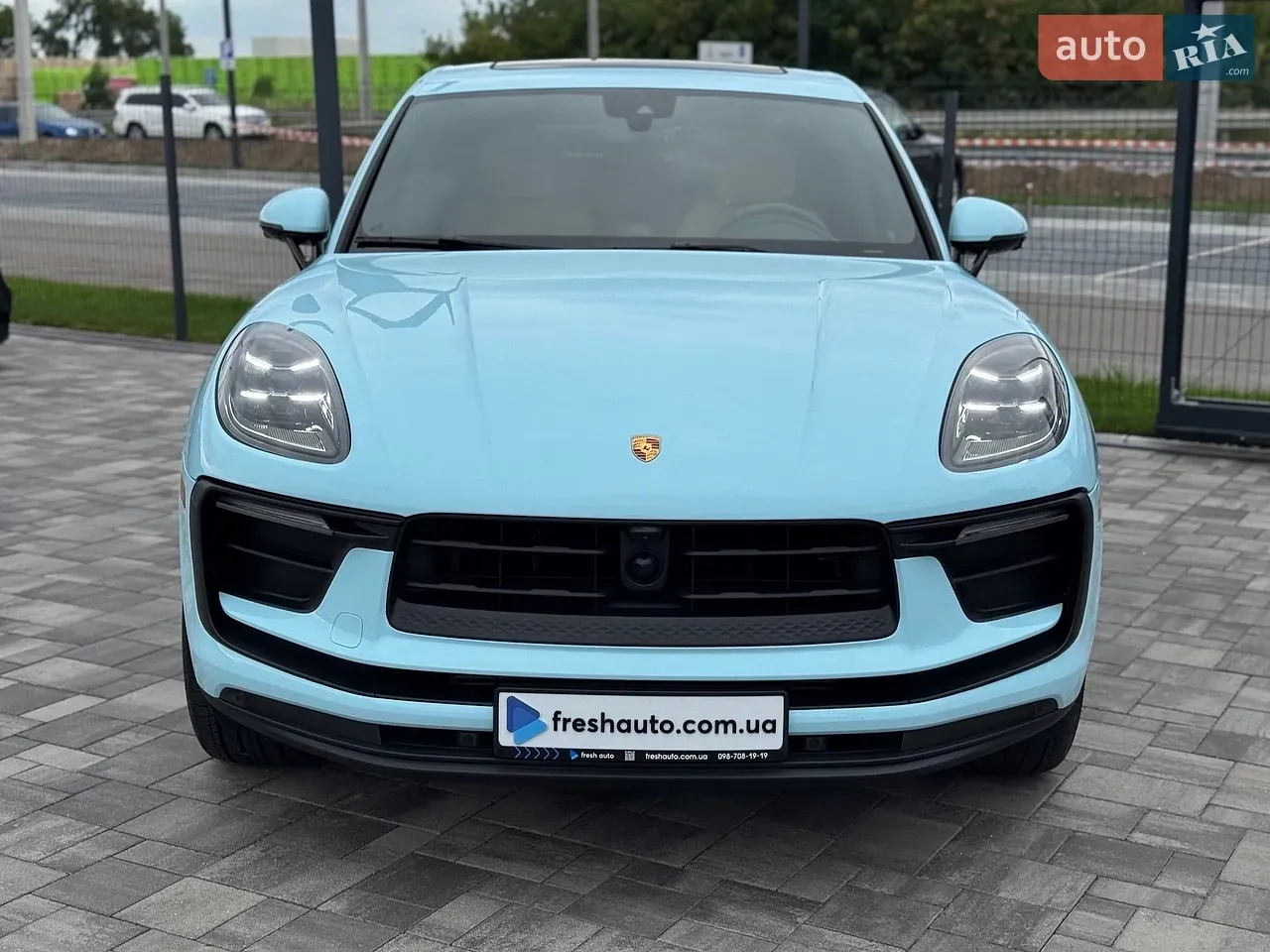 Porsche Macan 2025 photo 2