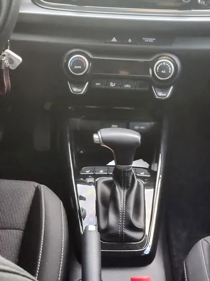 Kia Rio 2022 photo 3