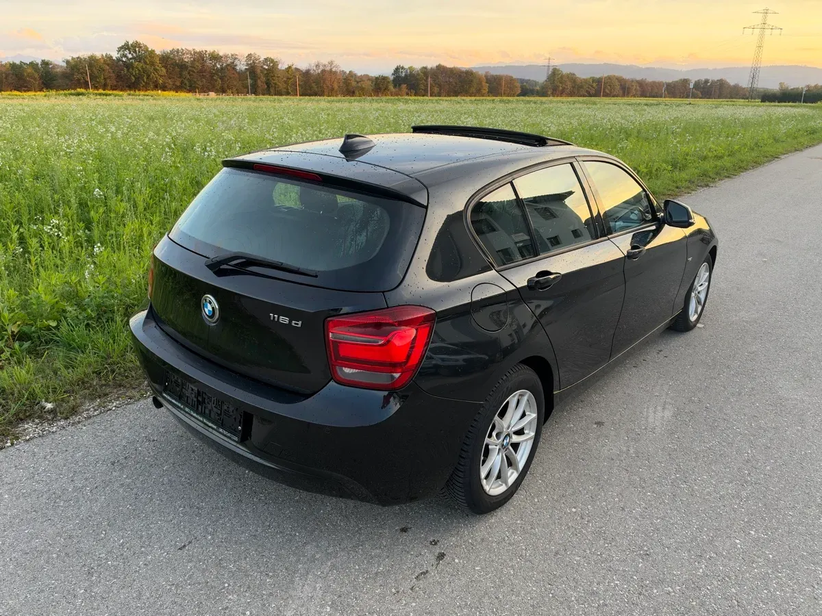 BMW 1 Series 2013 photo 2