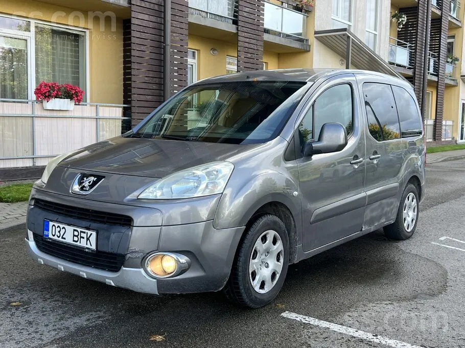 Peugeot Partner 2011 photo 3