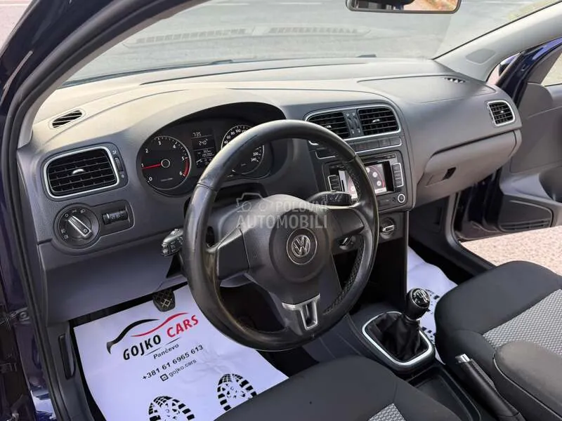 Volkswagen Polo 2013 photo 2
