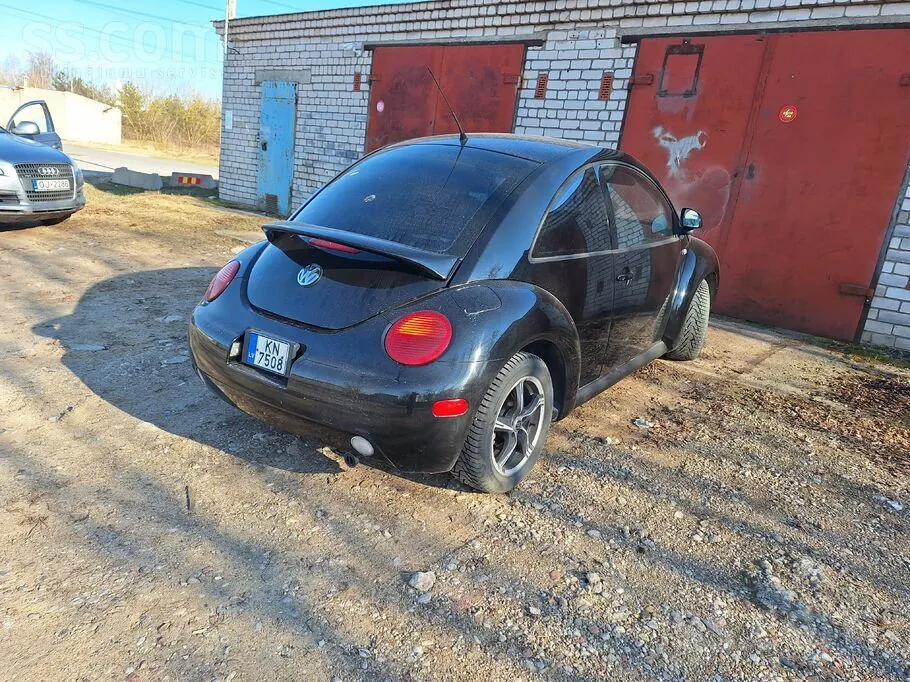 Volkswagen Beetle 2000 photo 3