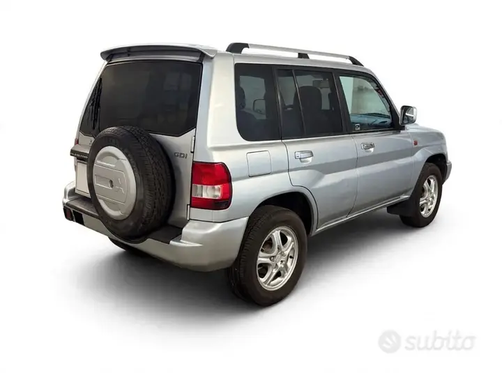 Mitsubishi Pajero 2004 photo 4