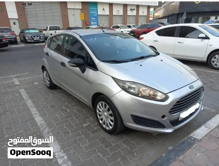 Ford Fiesta 2012 photo 5