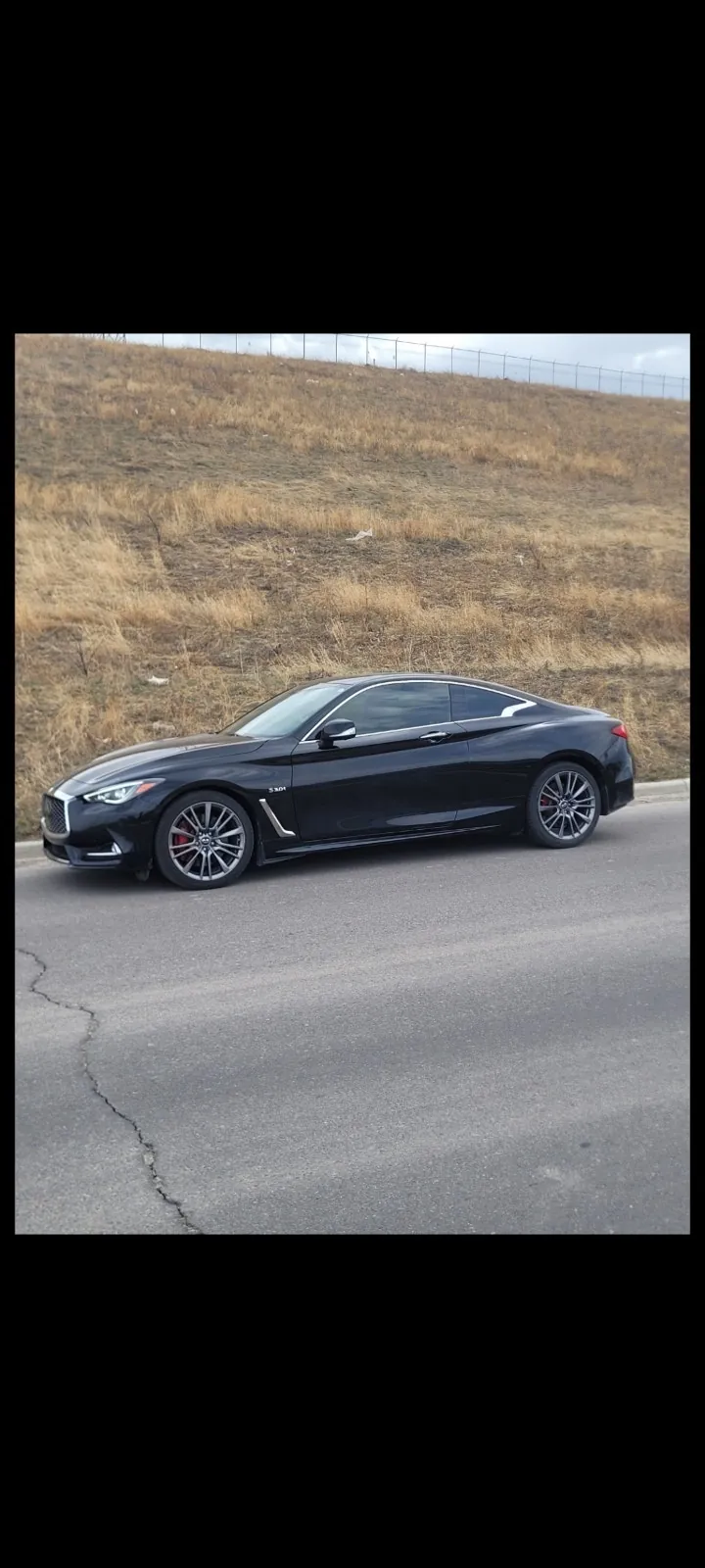 Infiniti Q60 2017 photo 2