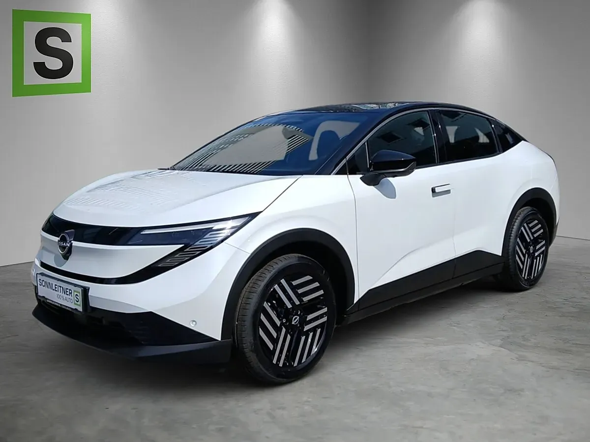 Nissan Leaf photo 2