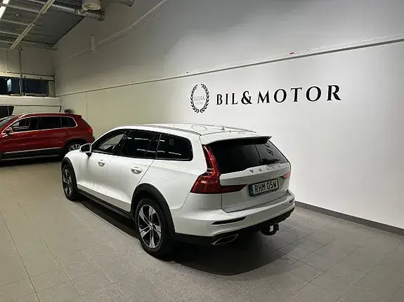 Volvo V60 Cross Country 2020 photo 3