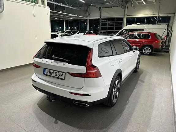 Volvo V60 Cross Country 2020 photo 4