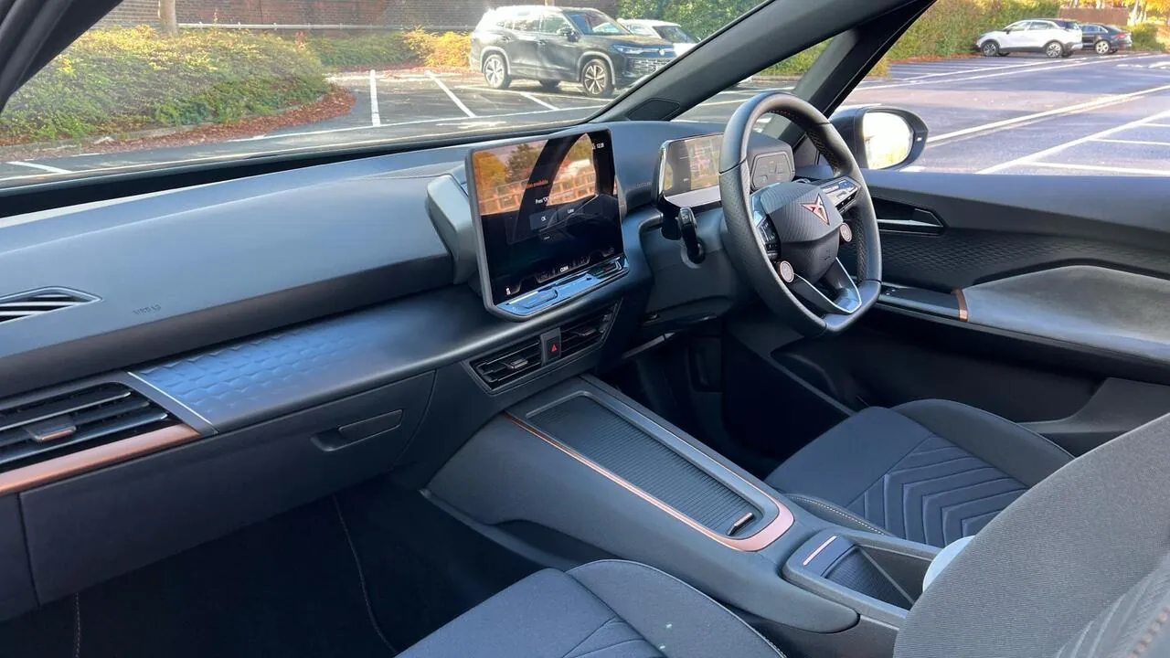 Cupra Born 2025 photo 2
