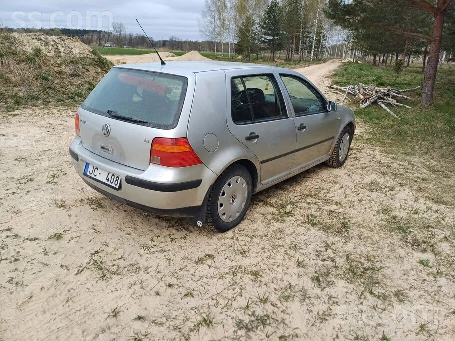 Volkswagen Golf 4 2000 photo 3