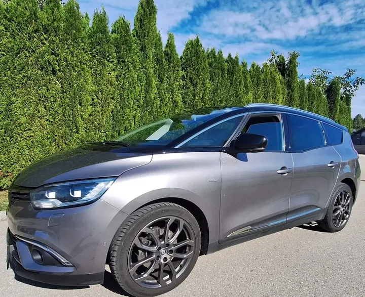 Renault Grand Scénic 2016 photo 2