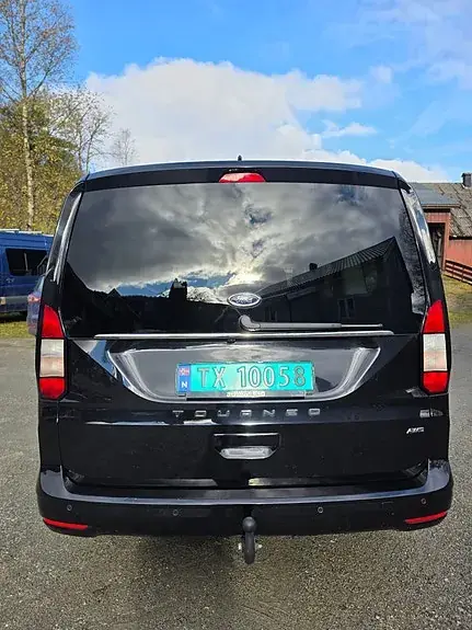 Ford Grand Tourneo Connect 2024 photo 3