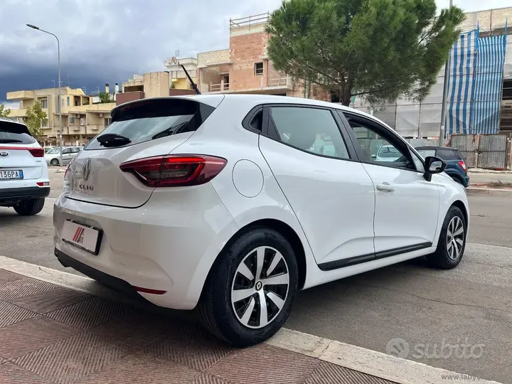 Renault Clio 2023 photo 4