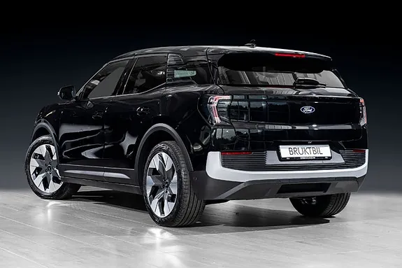 Ford Explorer 2026 photo 2