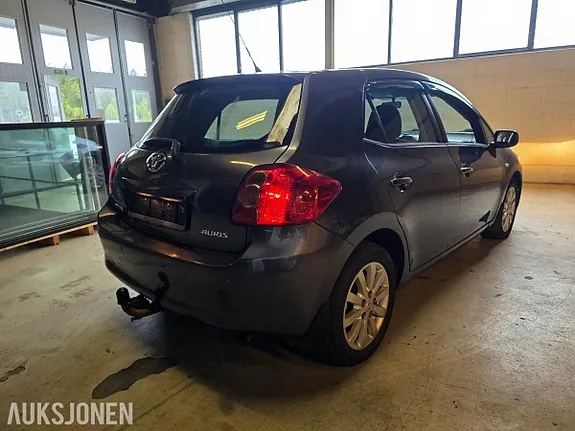 Toyota Auris 2008 photo 5