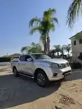 Nissan Navara 2016 photo 2