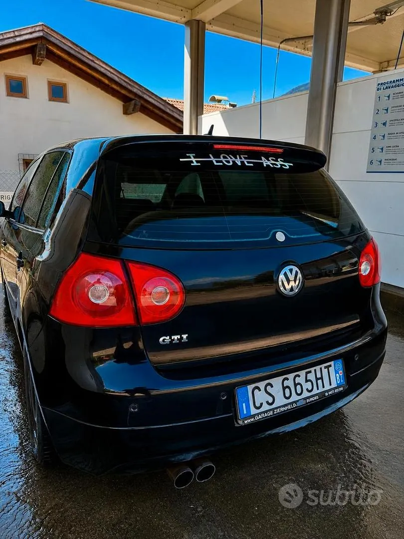 Volkswagen Golf 2005 photo 2