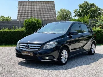 Mercedes-Benz B180