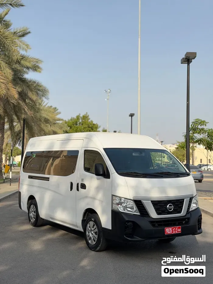 Nissan Urvan 2022 photo 3