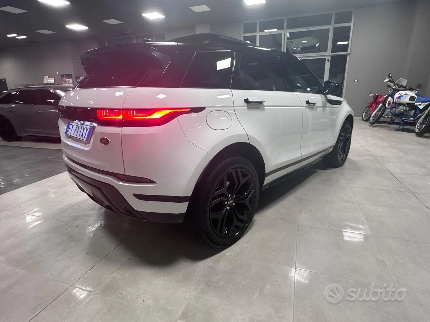 Land Rover Evoque 2019 photo 5