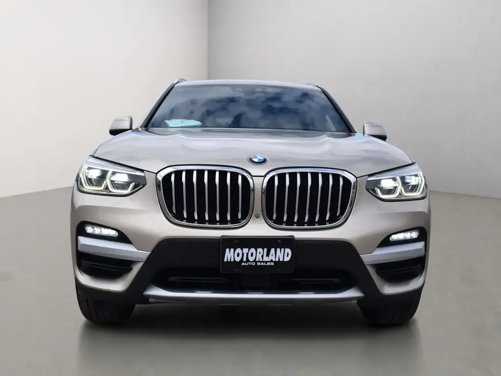 BMW X3 2018 photo 2
