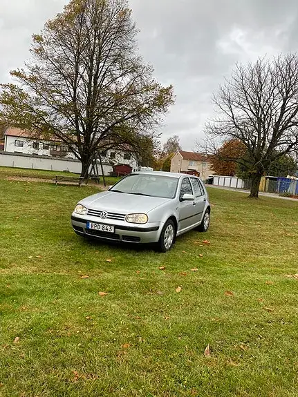 Volkswagen Golf 4 2001 photo 2