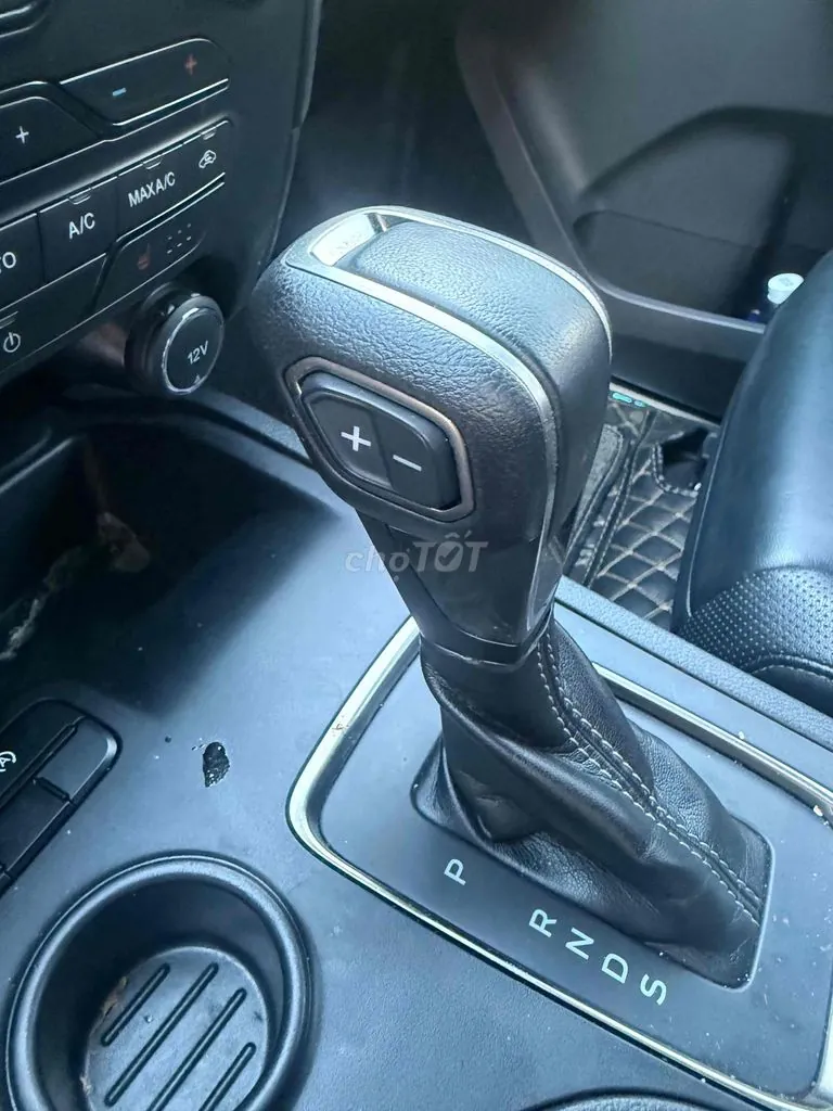 Ford Everest 2022 photo 4