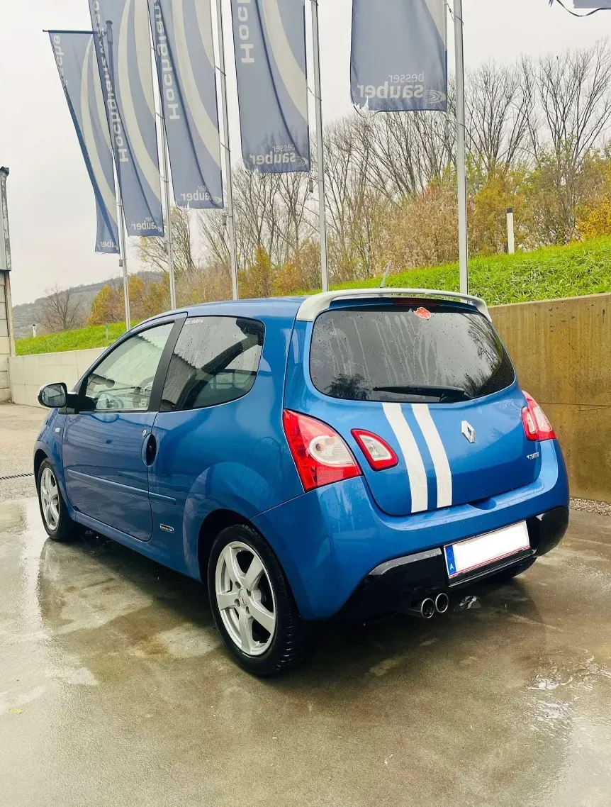 Renault Twingo 2012 photo 2