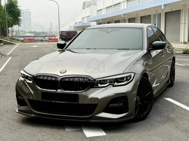 BMW 330I