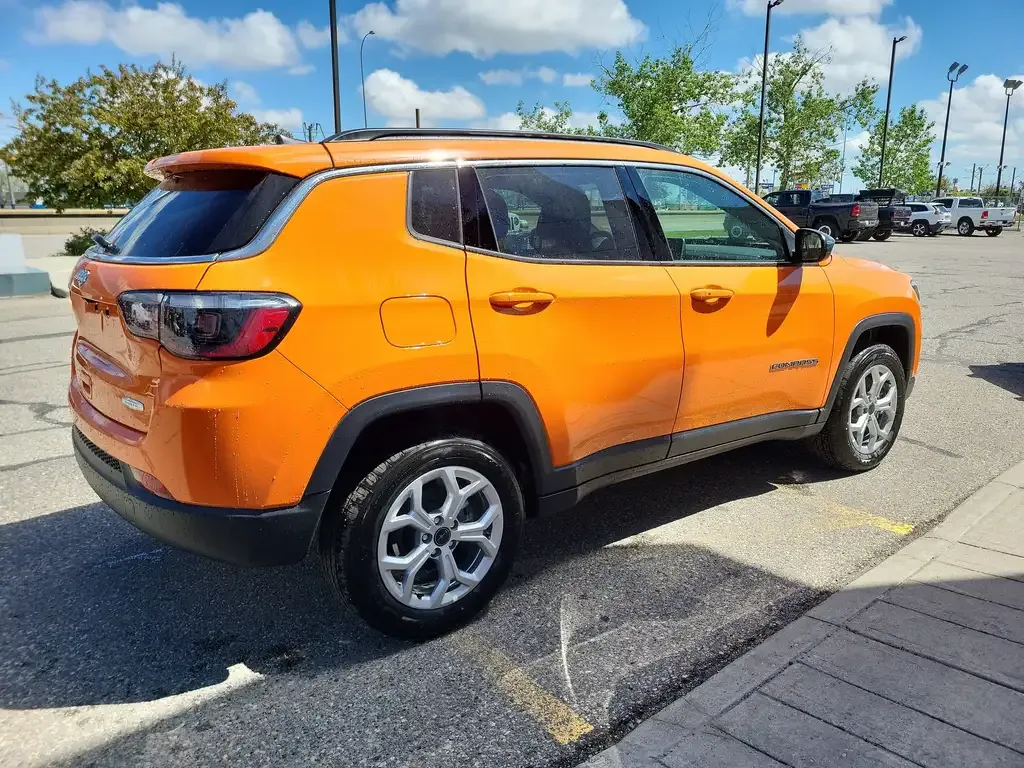 Jeep Compass 2026 photo 4