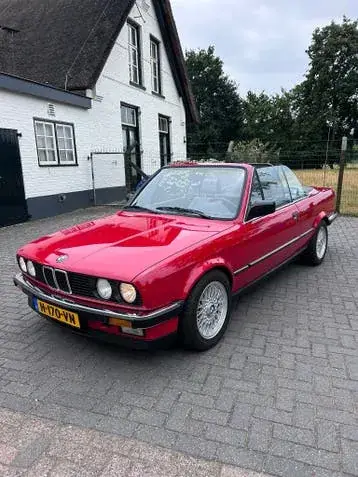 BMW 325