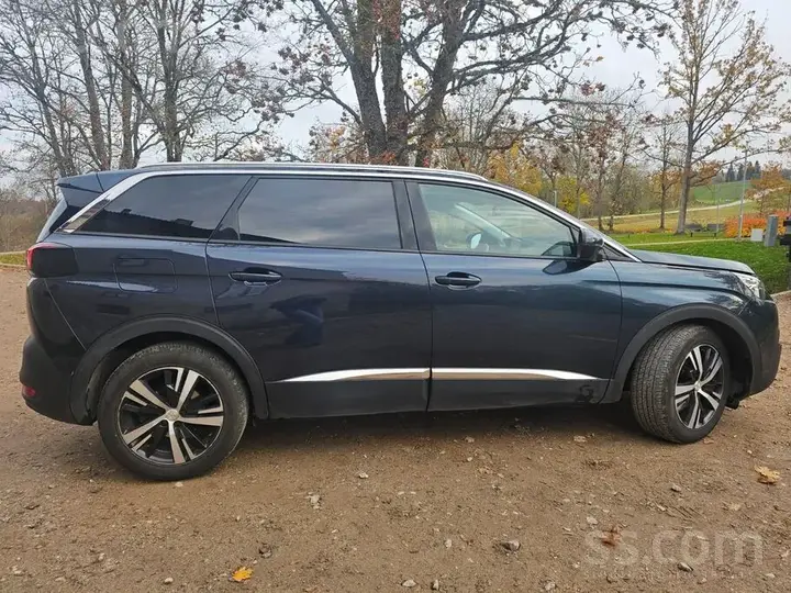 Peugeot 5008 2018 photo 5
