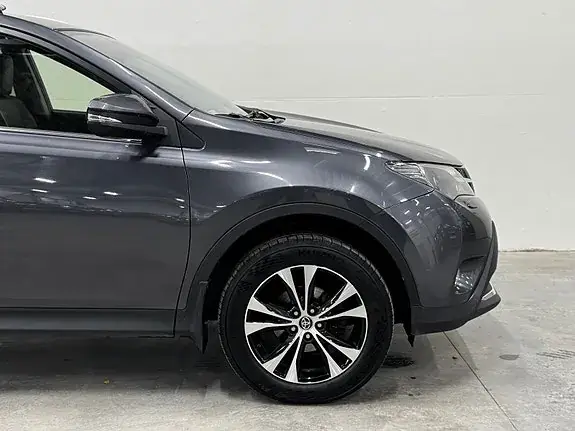 Toyota Rav4 2015 photo 3