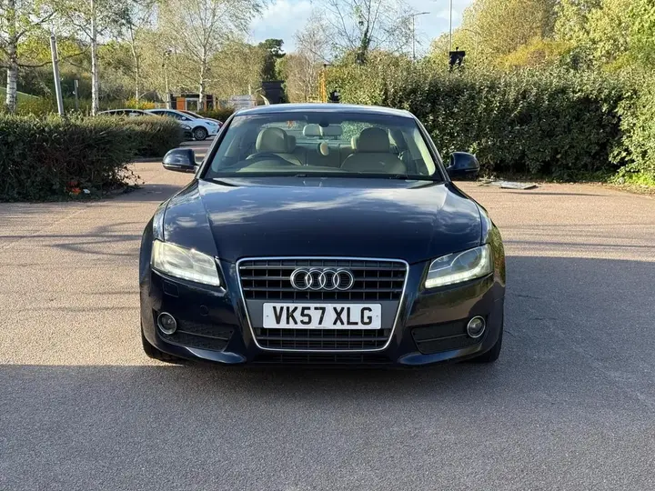 Audi A5 2007 photo 2